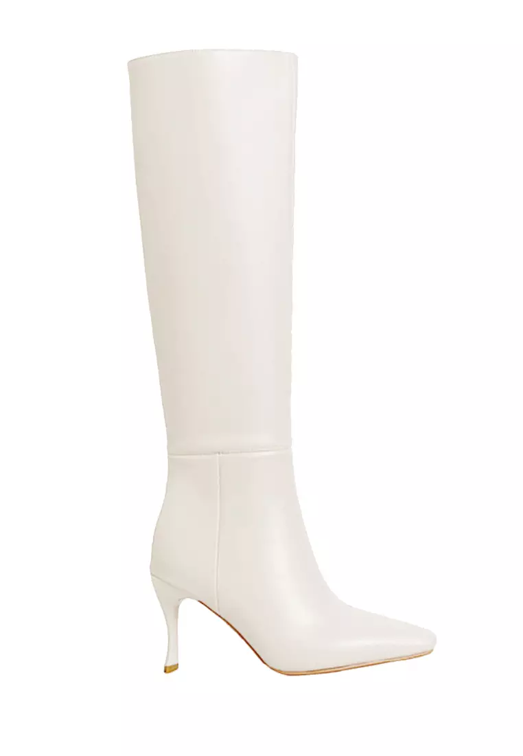 White knee high hot sale stiletto boots