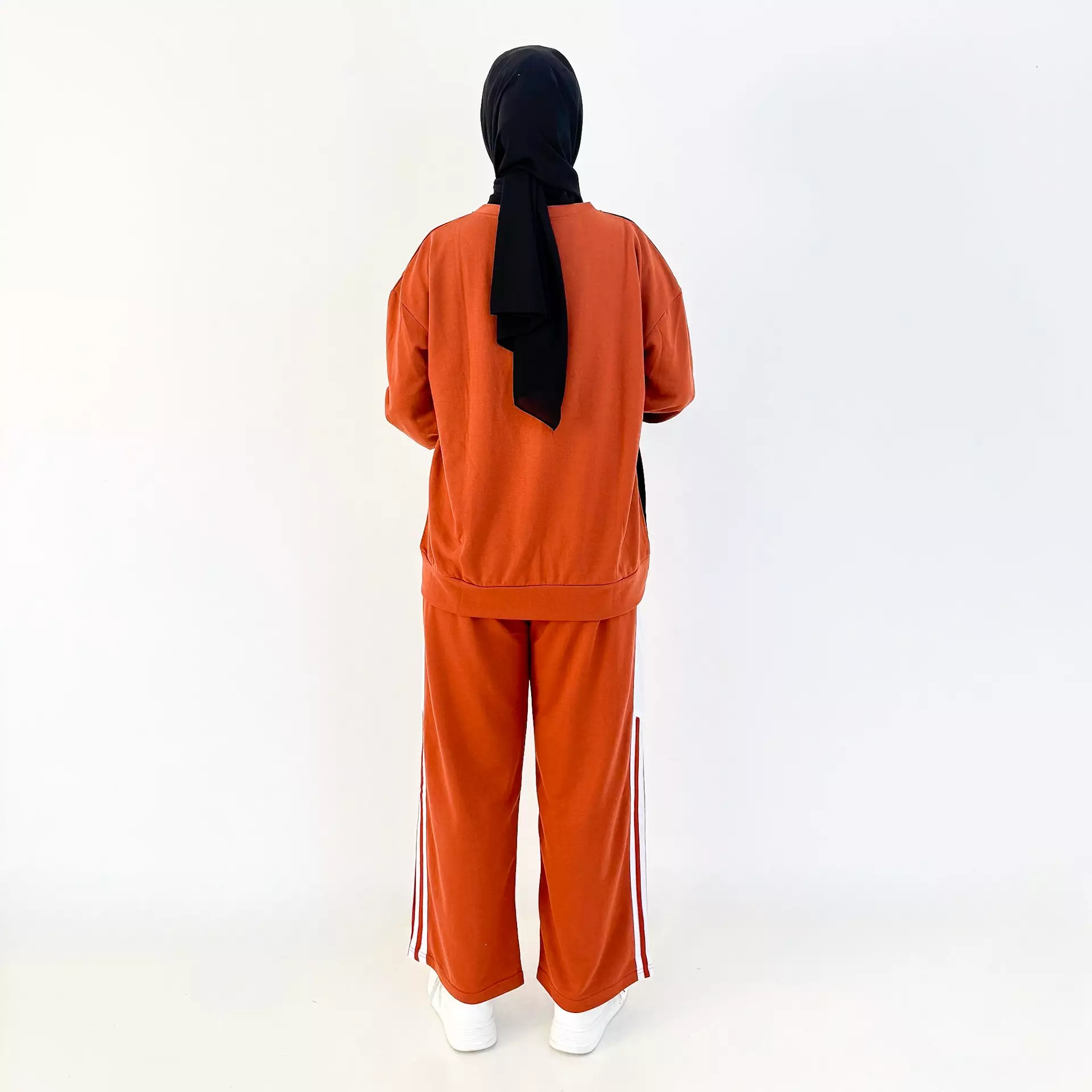 Gita Training Set Pocket | Setelan Baju Olahraga Panjang Muslimah TERACOTA