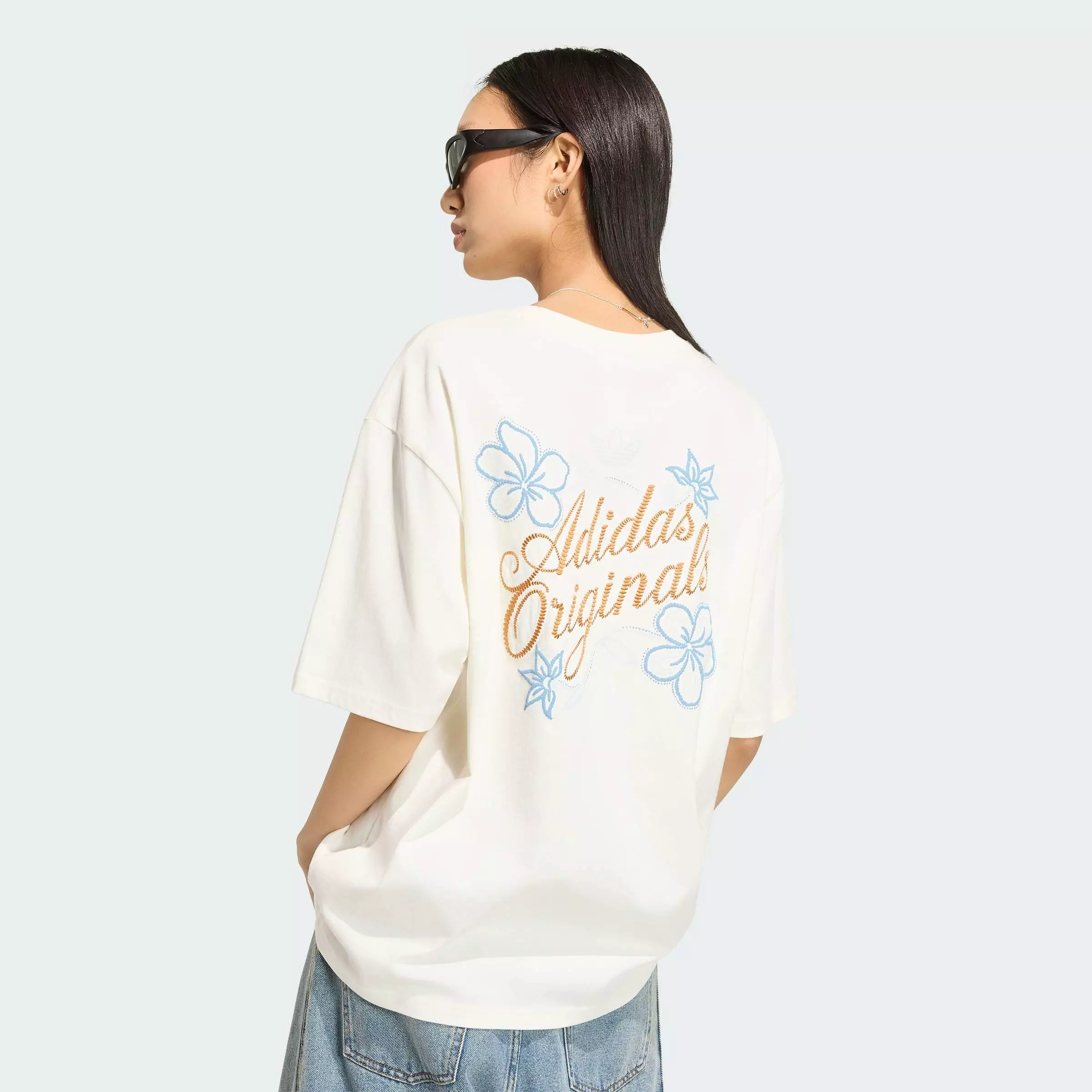 Lifestyle ORIGINALS SUMMER GLOW GRAPHICS TEE Women White KY8142