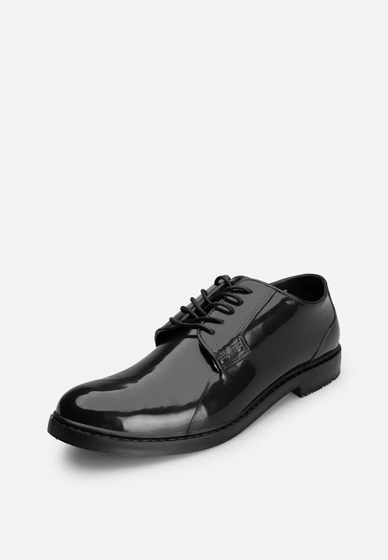Discount on Easy Soft By World Balance  shoes - SKU: London Formal Shoes