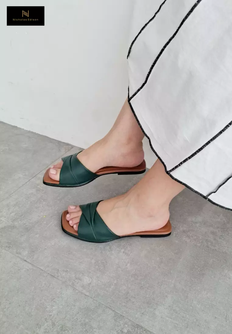 Nicholas Edison Sandal Manik Dark Green