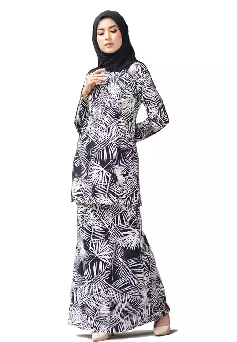 Rina Printed Kurung Black Leaf Flower