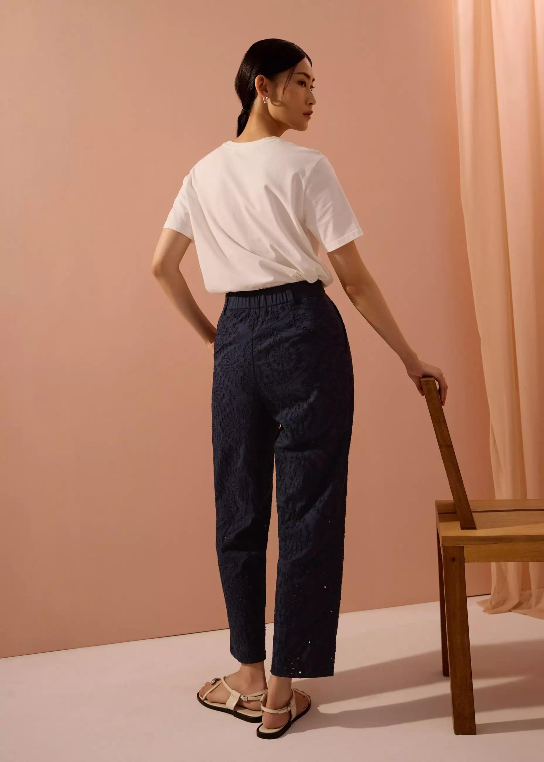 Celana Panjang Wanita - Elastic Peg Leg Pants in Soft Breeze Broderie