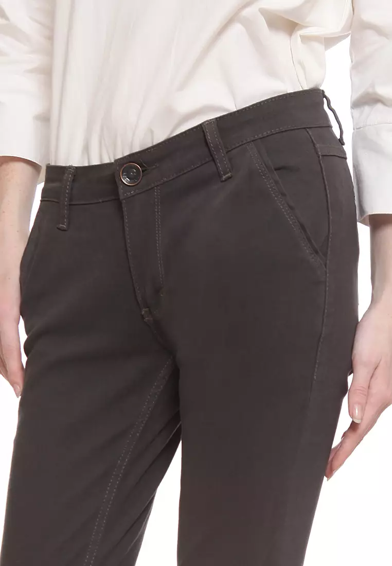 Slim Fit Chinos Trousers SC902