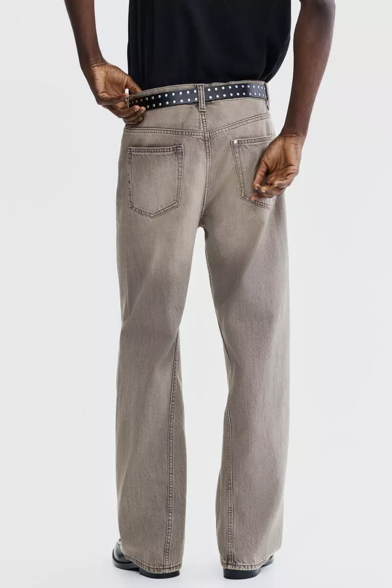 Loose Straight twisted leg jeans