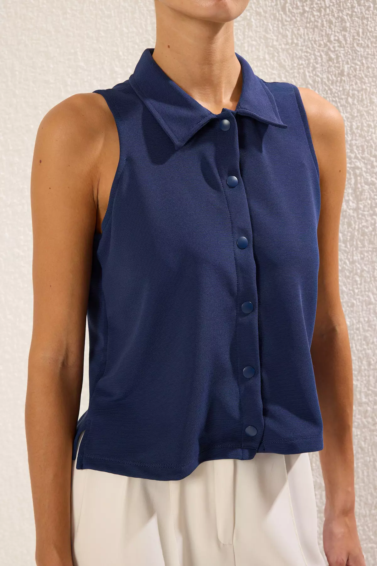 Navy Blue Snap Polo Collar Sleveless Regular Knitted Blouse