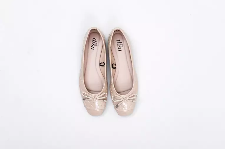 The Little Things She Needs - MIA Flatshoes Sepatu Wanita Tan