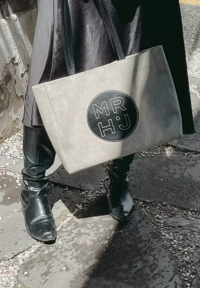 BONO LE BLANC V Canvas Vegan Leather Shoulder Bag Black V