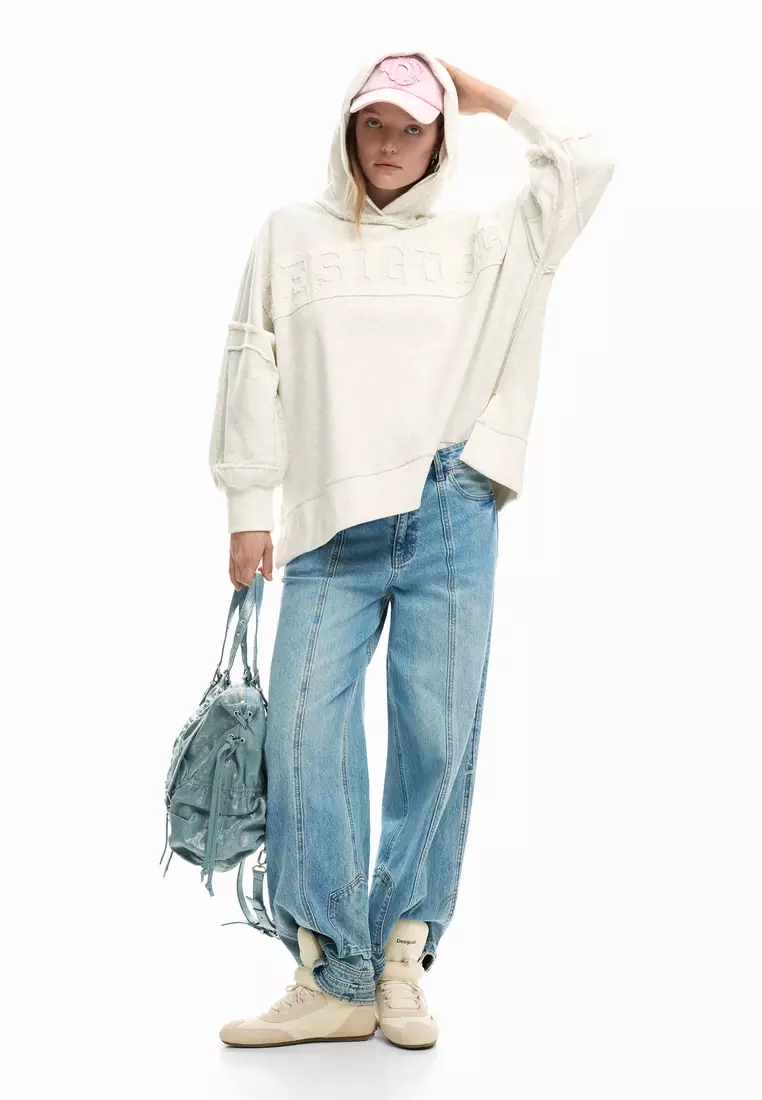 Oversized hoodie
