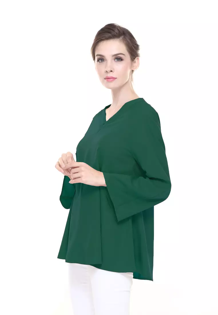 Vivi Top V-neck Loose style in Emerald Green