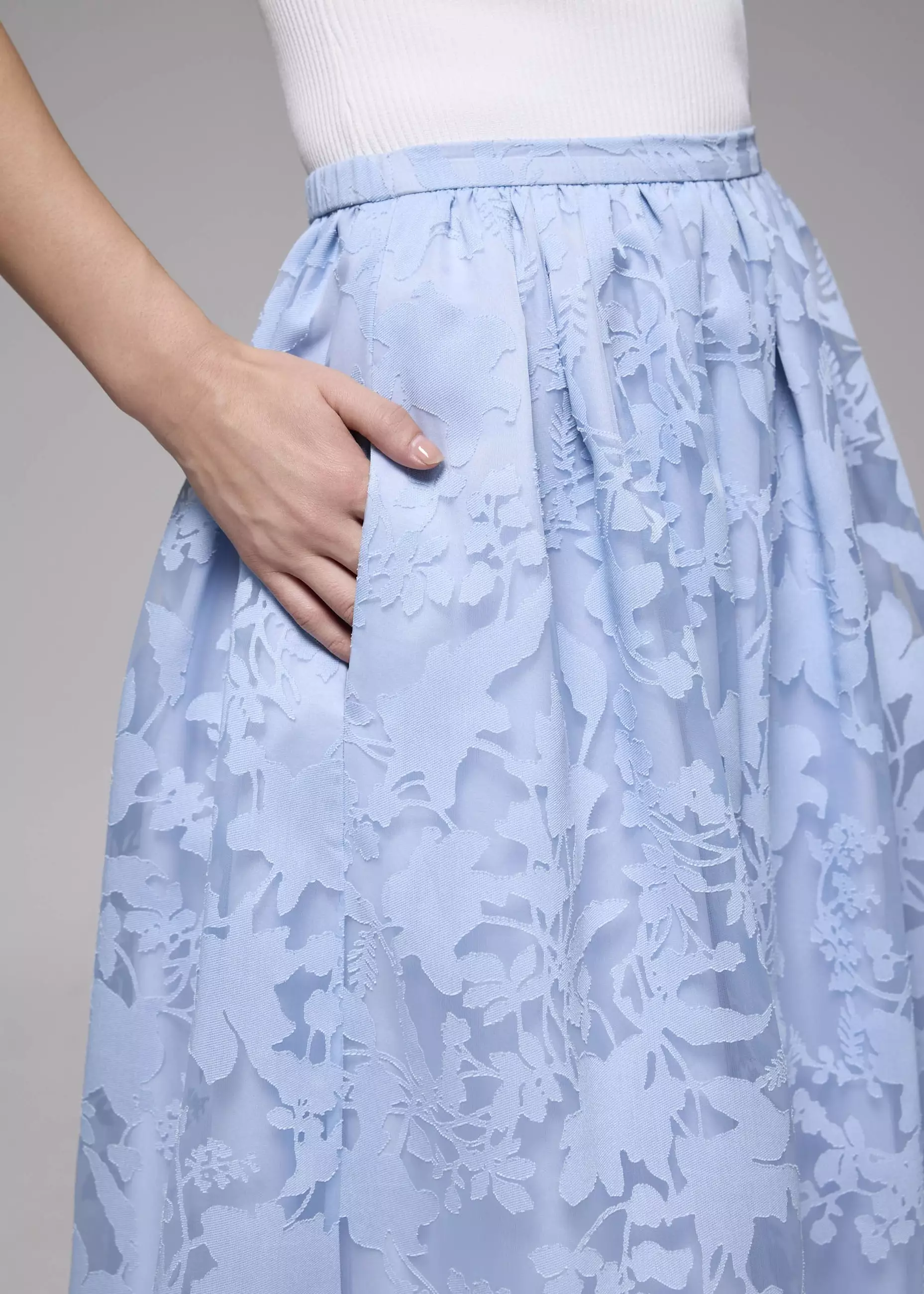 Rok Wanita - Elastic Jacquard High Waist Flare Maxi Skirt