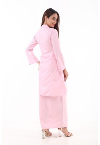 Buy Kebarung Sarimah from Amar Amran in Pink only 197