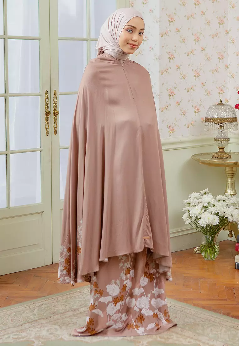 Shafiya Prayer Set in Lotus Flower (Lozy x Heidy)