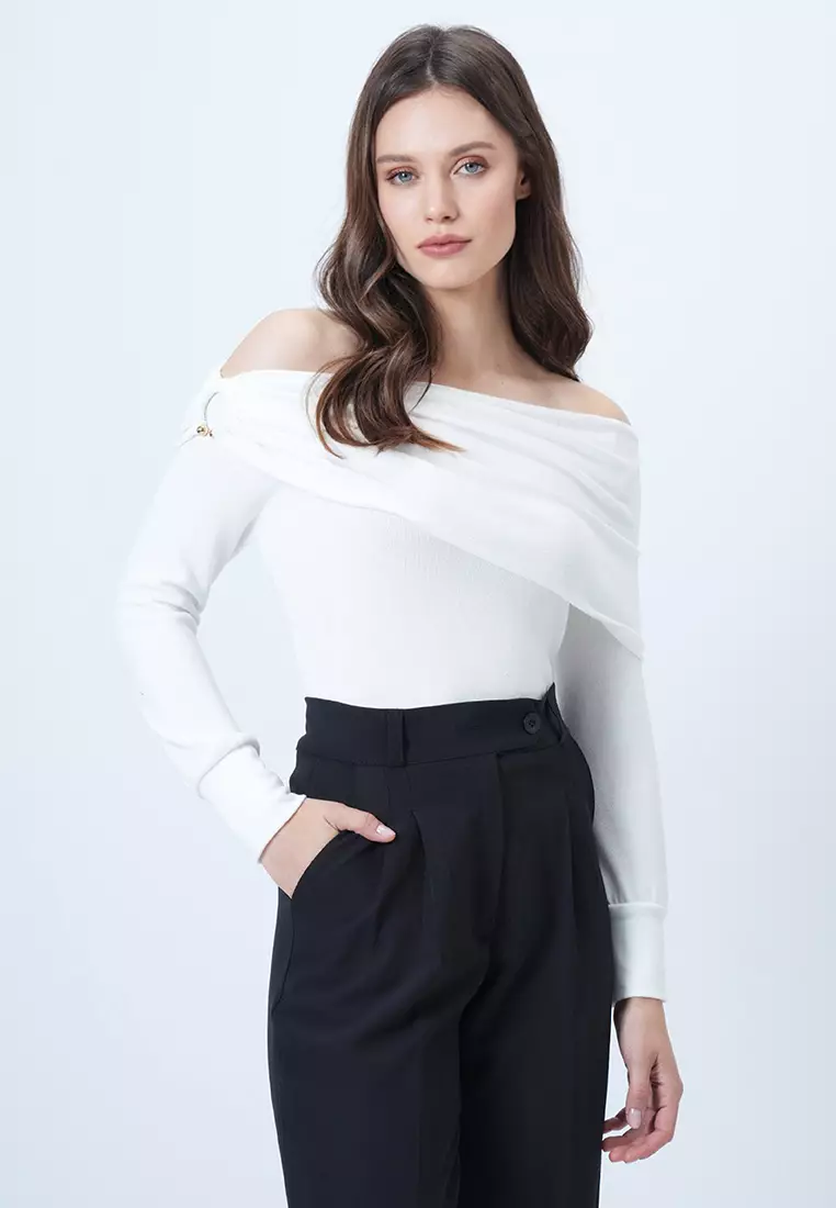 Madonna Collar Shoulder Accessory Detailed Knitted Top