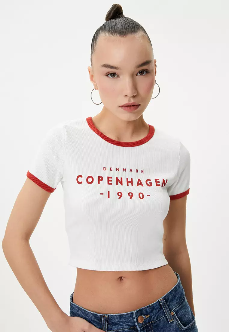College Crop T-Shirt