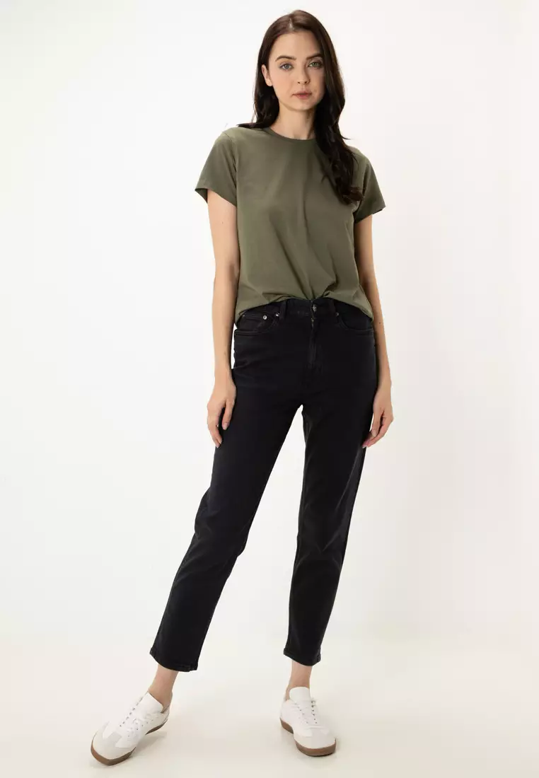 Quantic Tapered Mom Jeans
