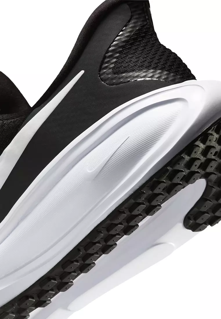 Revolution 8 EasyOn Shoes