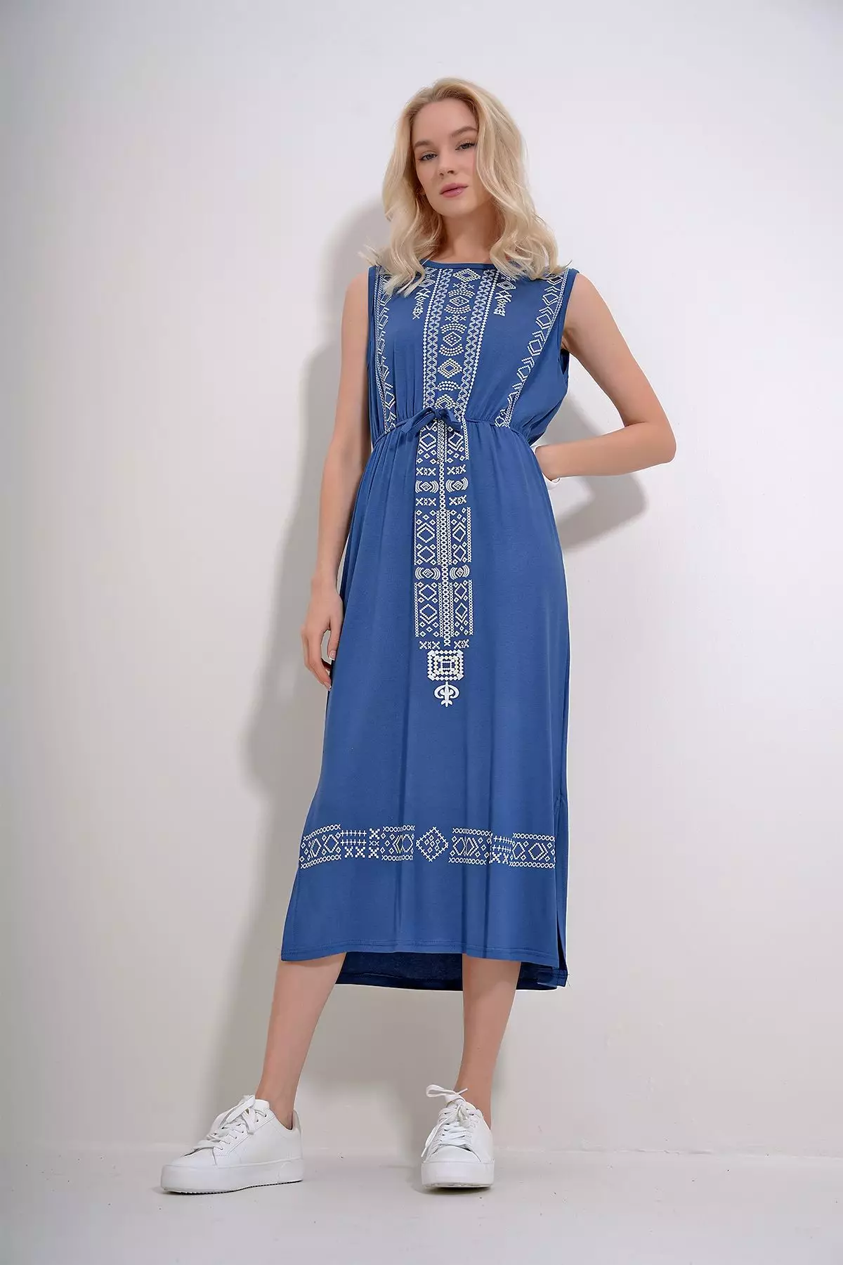 Sleeveless Slit Midi Dress