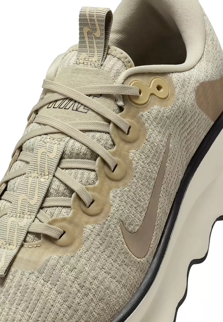 Motiva Walking Shoes