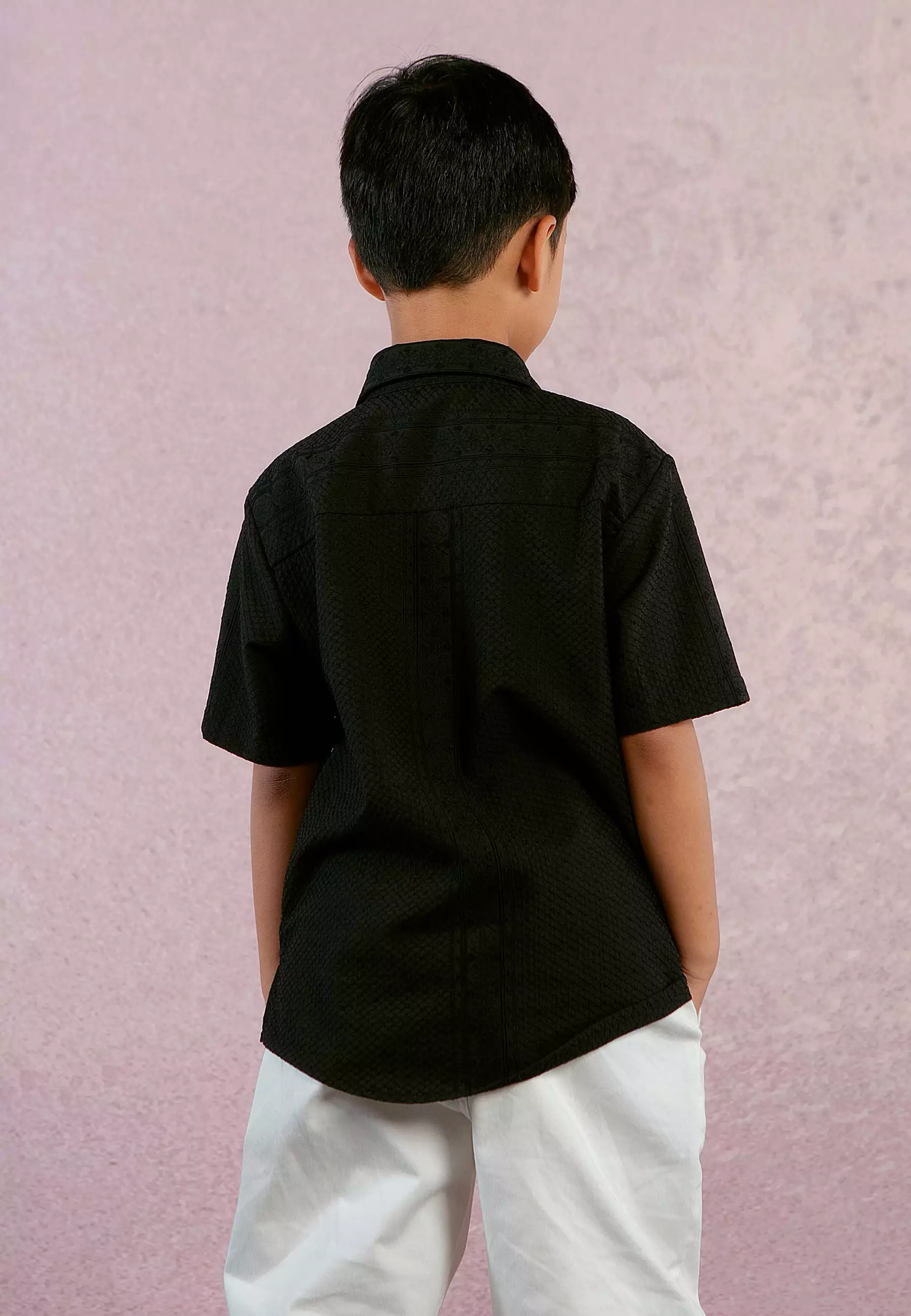 HijabChic x Tiqasya Kai Caviar Black Boy Koko - Koko Anak Lebaran Sarimbit Katun Premium Lembut Lengan Pendek Polos