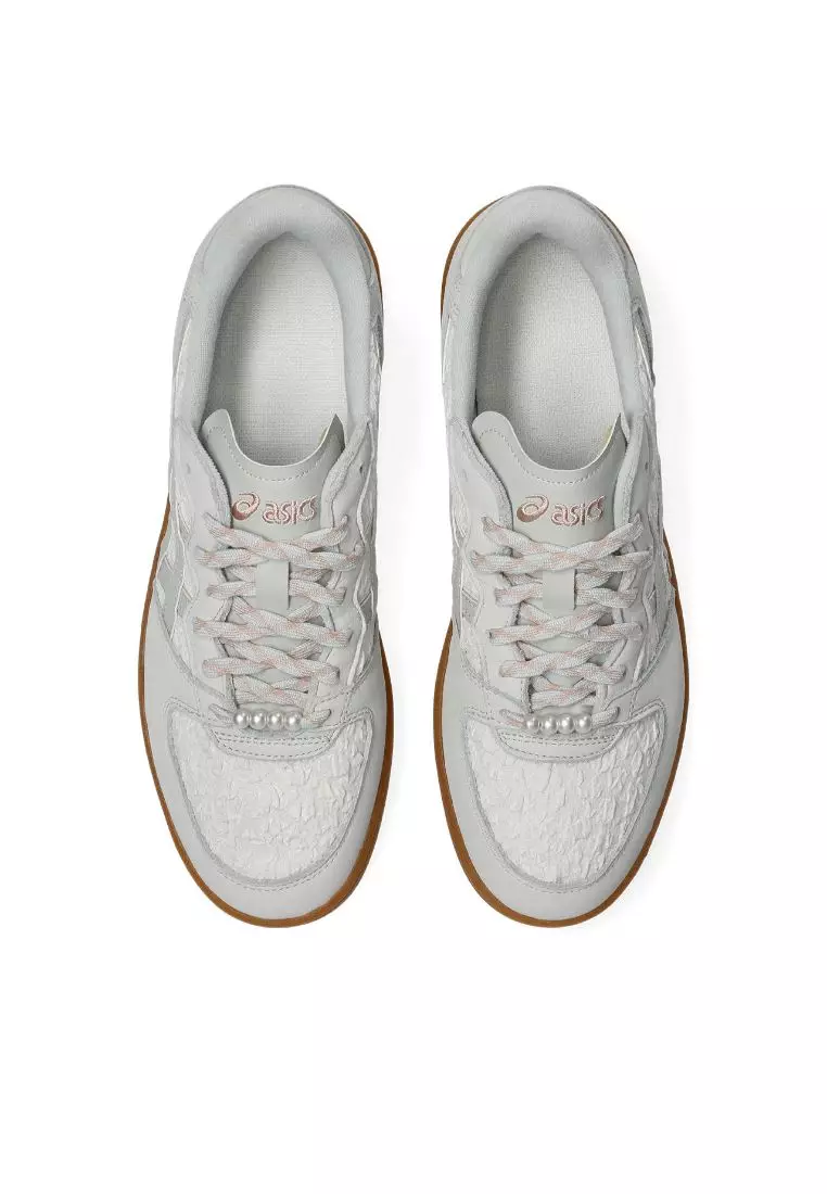 Buy ASICS Unisex SKYHAND OG Sportstyle Shoes 2026 Online | ZALORA