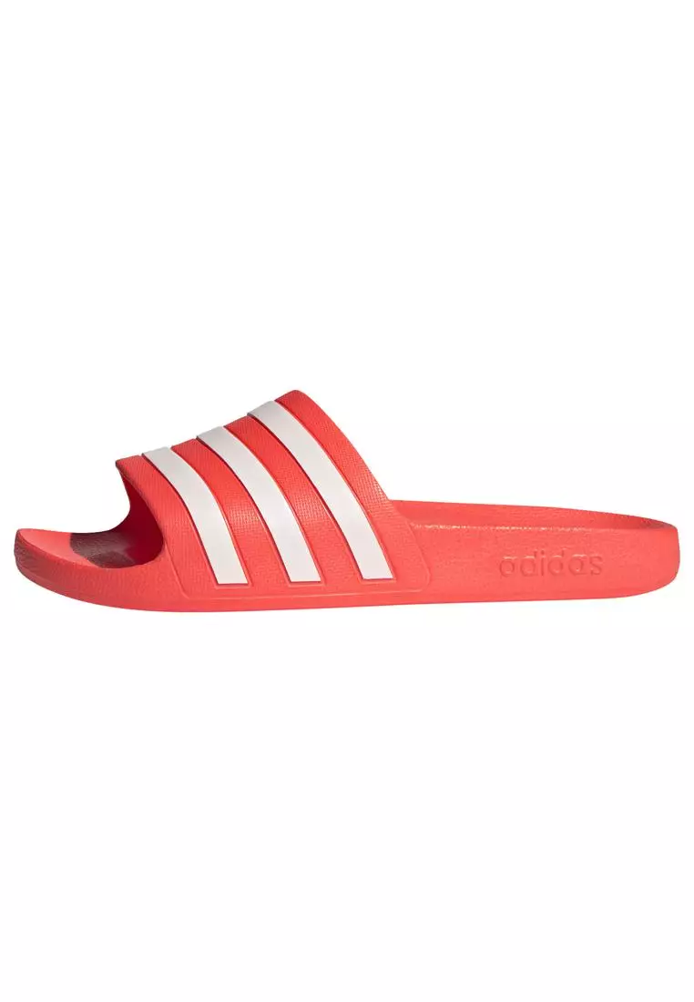 Adilette Aqua Slides