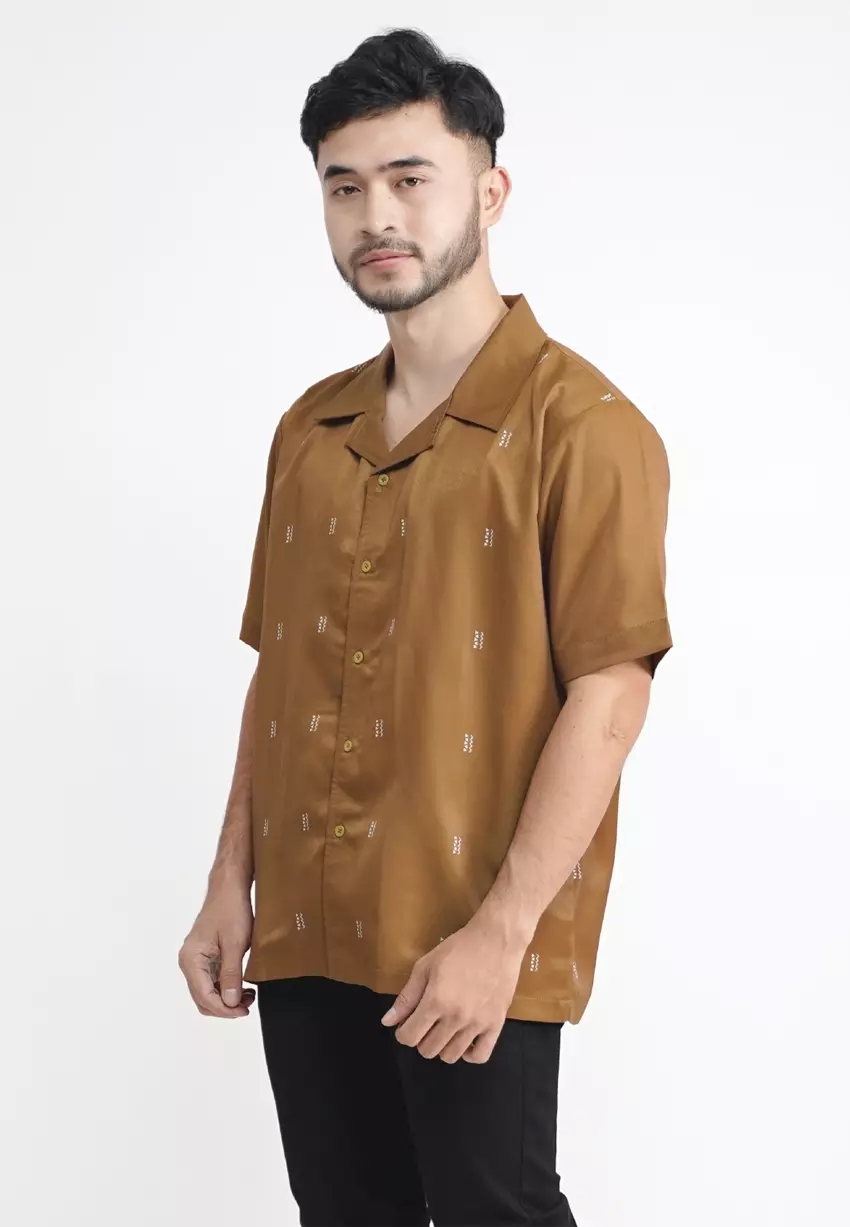 Tiento Kemeja Pakaian Pria Baju Kasual Atasan Lengan Pendek Motif Simpel Eunoia