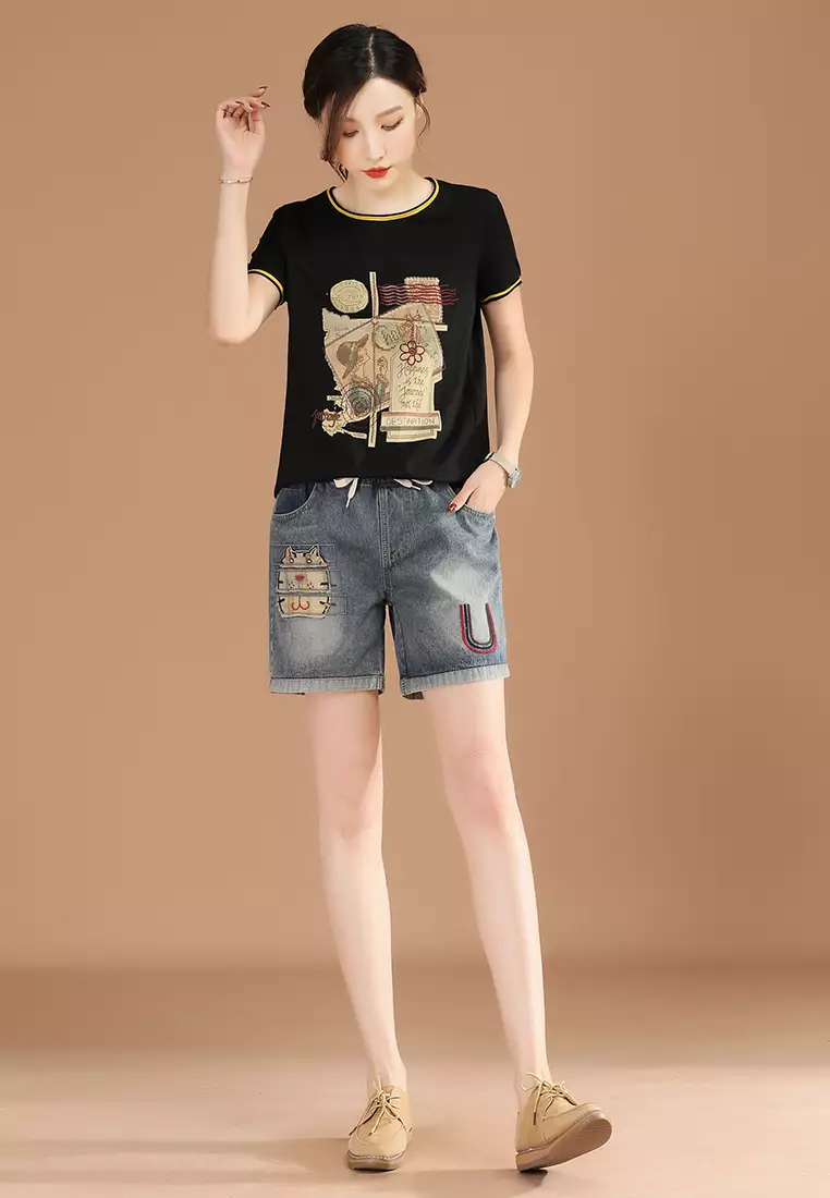 Cute Denim Shorts With Elastic Waist