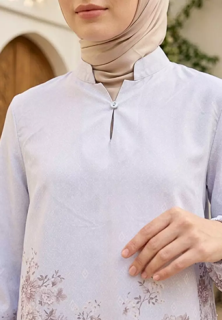 Floral Blouse Sifon With V neck In Soft Blue By Brilliant Girl Warna BIRU