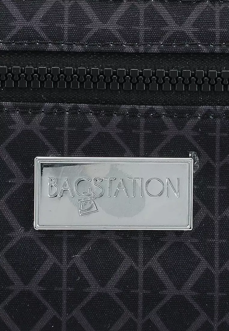 Printed Nylon Zip-Up Wallet