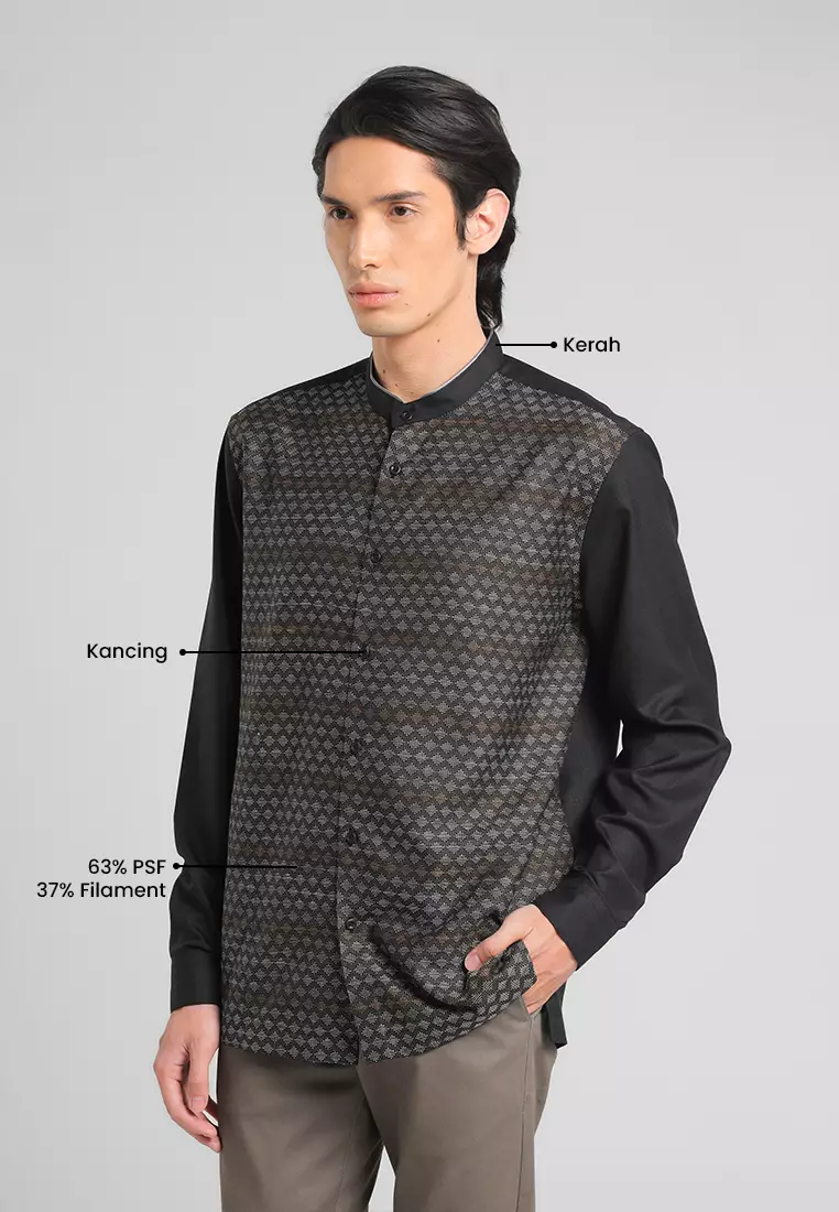 MANZONE X Adipati Dolken - Kemeja Koko Lengan Panjang Pria Bora Comfort Fit - Black Warna Black