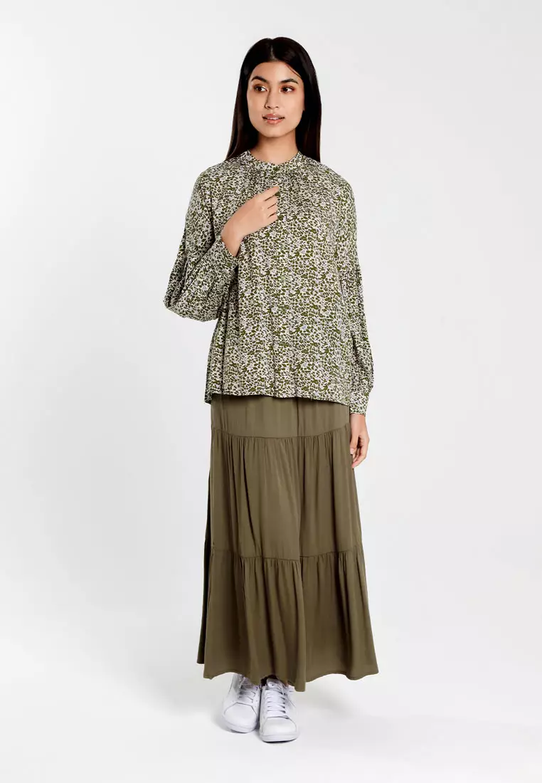 Forest Ladies Floral Pattern Button Rayon Blouse Women Long Sleeve Blouse | Baju Perempuan - 822486-41Green