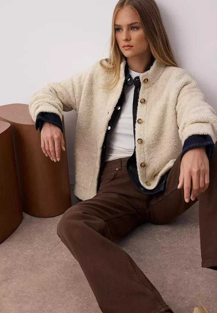 Beige Boucle/Textured Yarn Wide Pattern Coat-Look Knitwear Cardigan