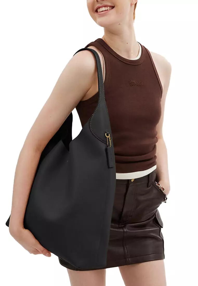 Brooklyn 39 Women's Shoulder Bag in Black CU044