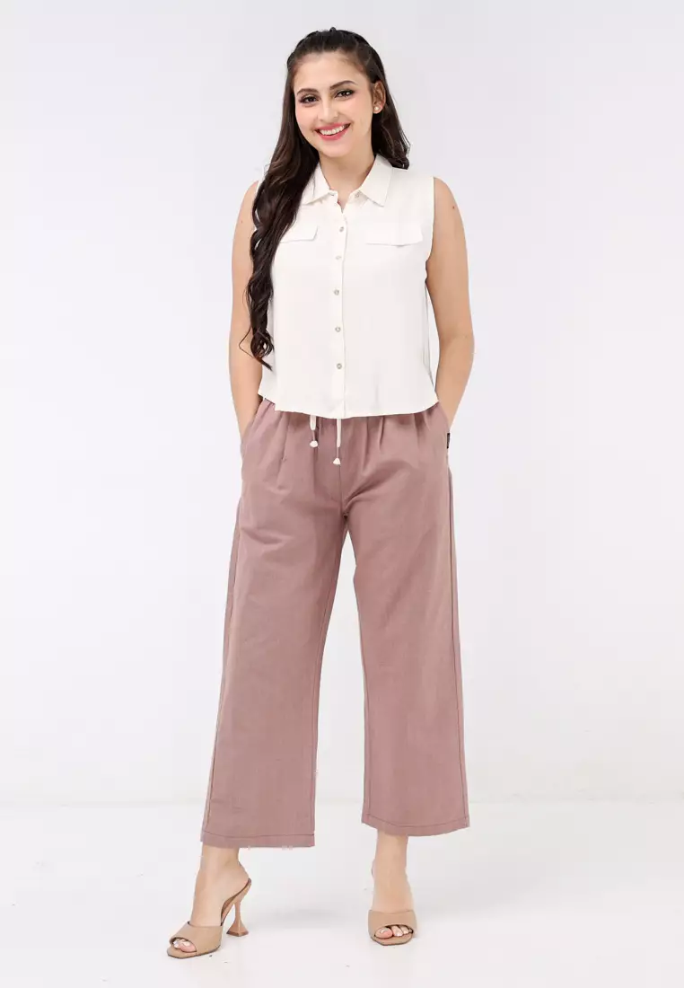 Single Twill Woven Sleeveless Blouse