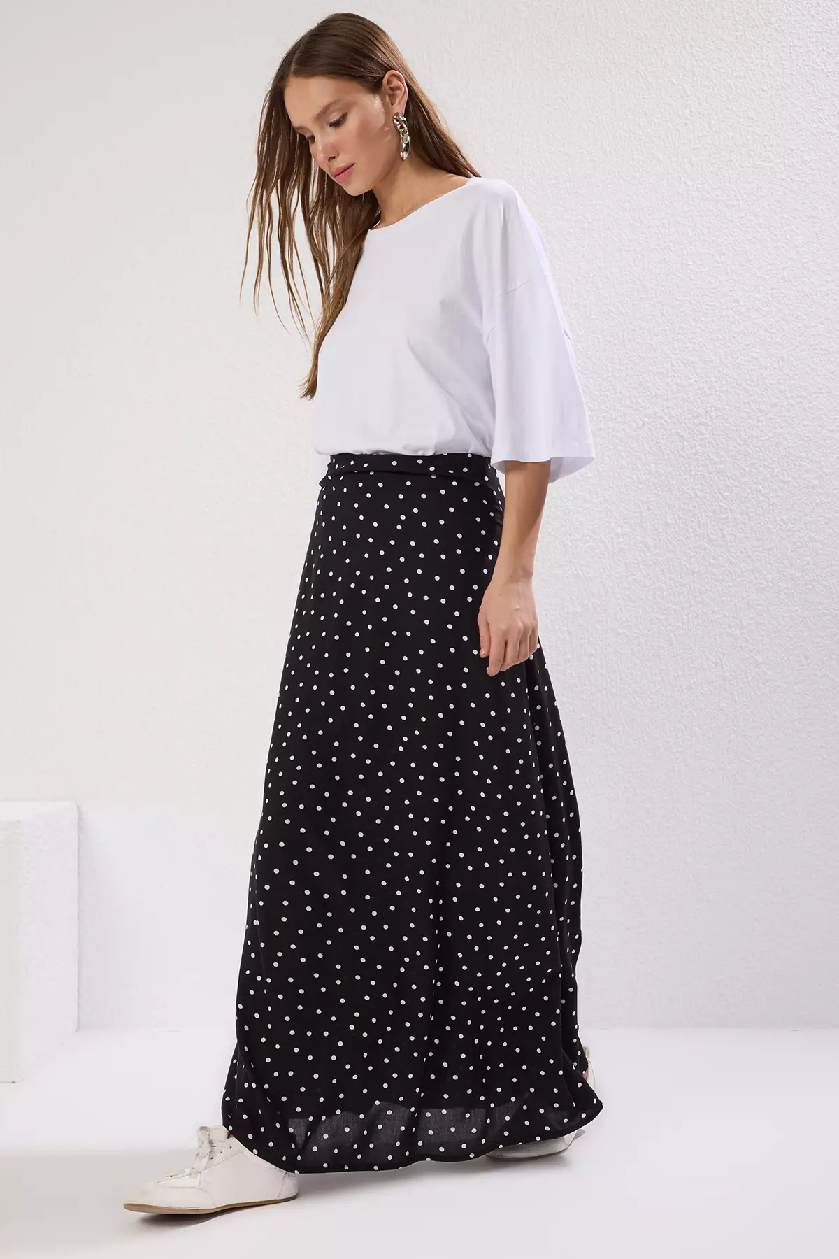 MODEST Printed Skirt