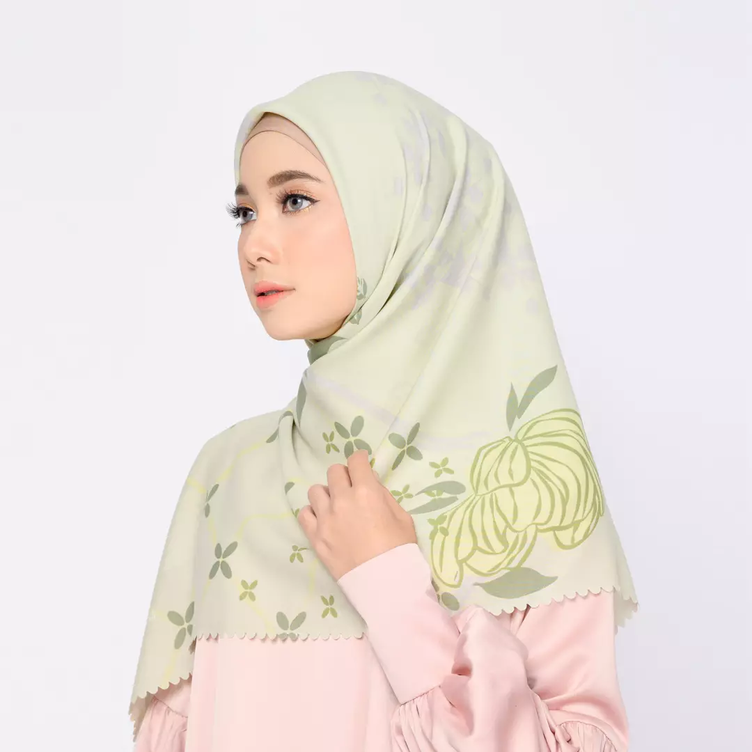 ZM Zaskia Mecca - Rose Olive Scarf Kerudung Segi Empat - Romansa Khatulistiwa