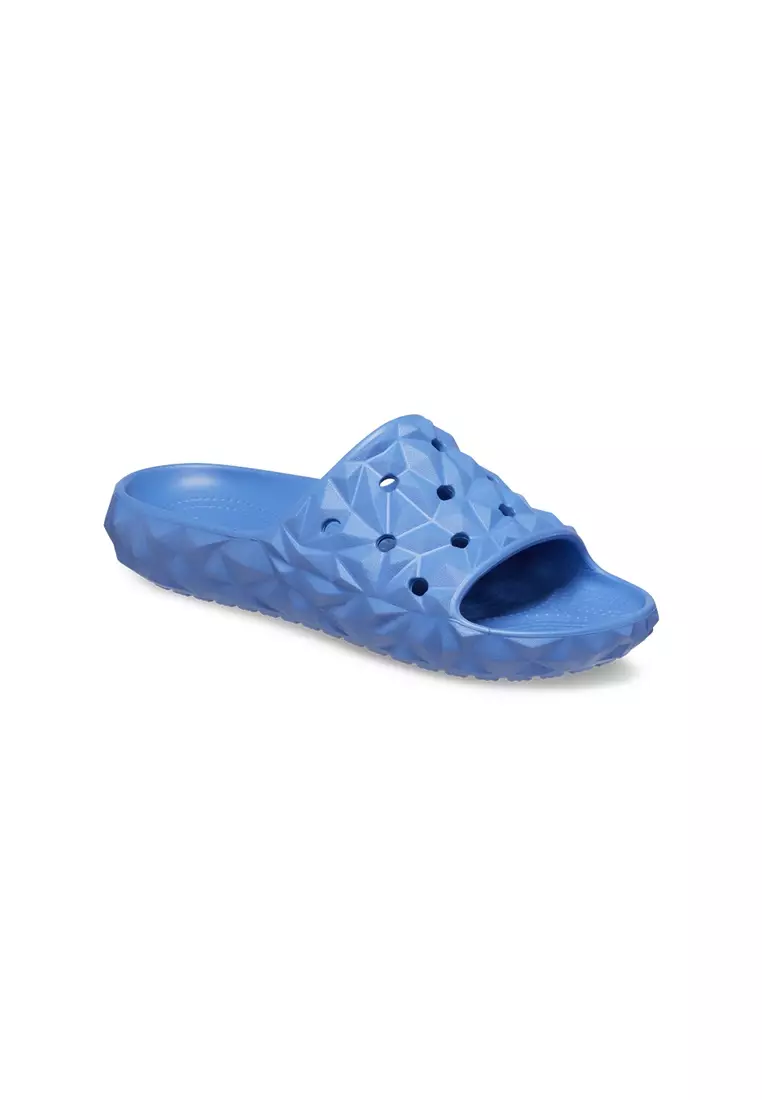 Discount on Crocs  shoes - SKU: Classic Geometric Slide V2 In Elemental Blue