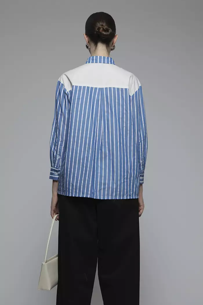 COTTONINK Studio - Atasan Kemeja Wanita Light Blue Striped Porta #StudioEssentials