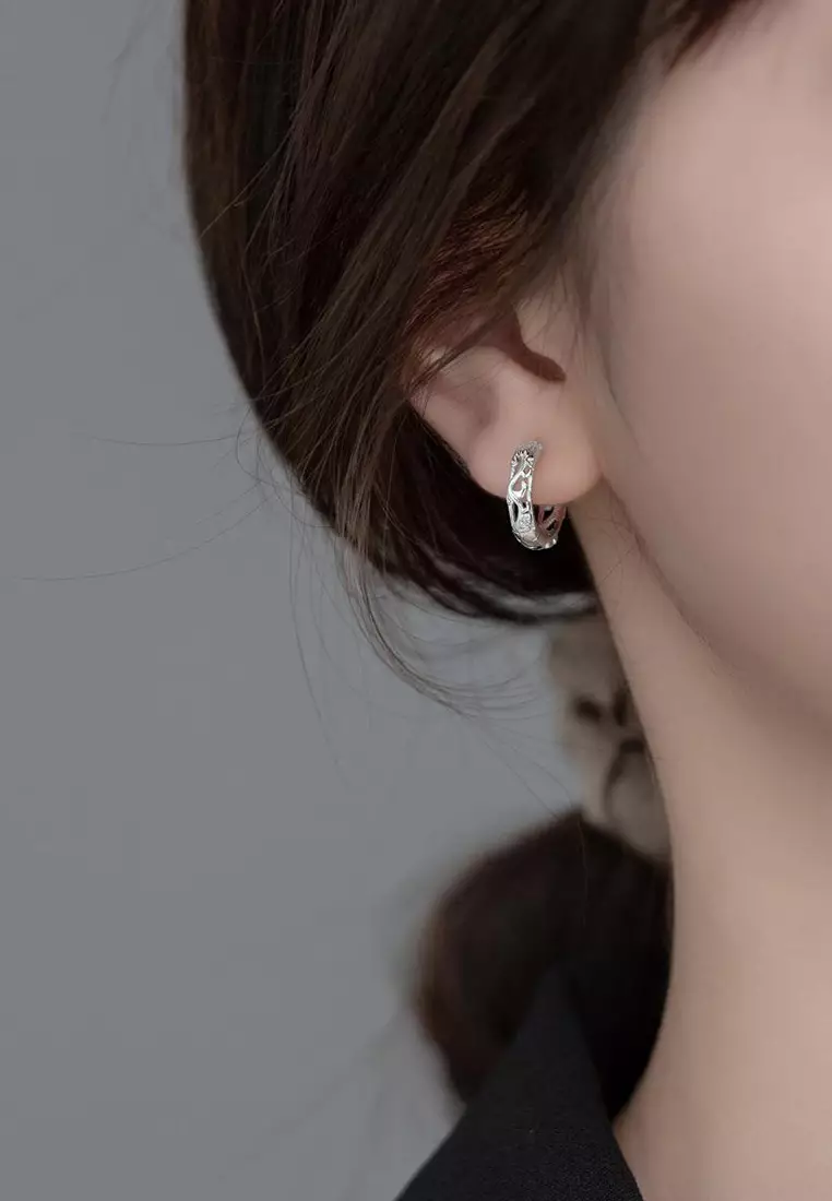 925 Silver Vintage Hallow Out Pattern Earrings JW AR-M01262
