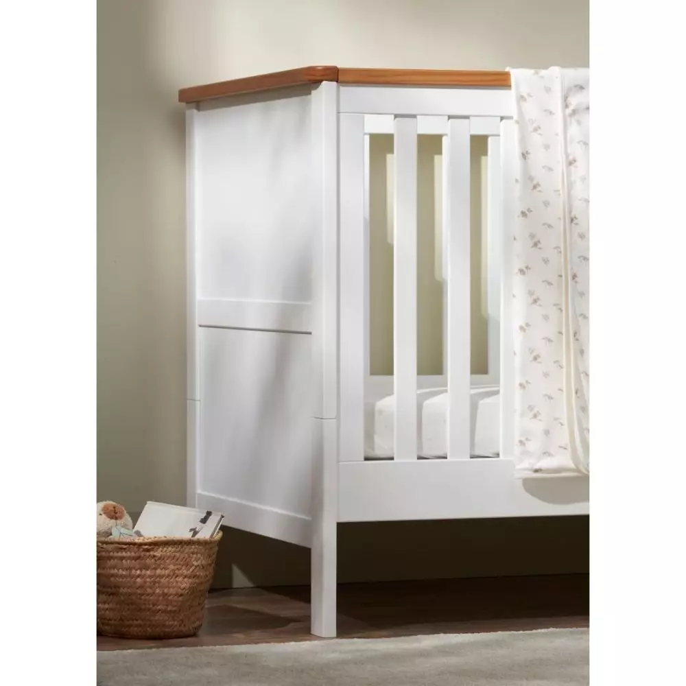 Mothercare Lulworth Cot Bed White/Pine - Tempat Tidur Bayi