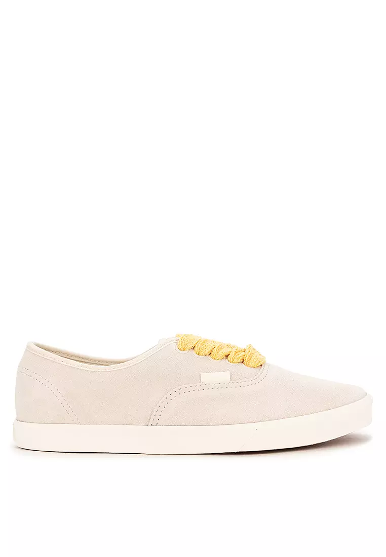 Authentic Lowpro Sneakers