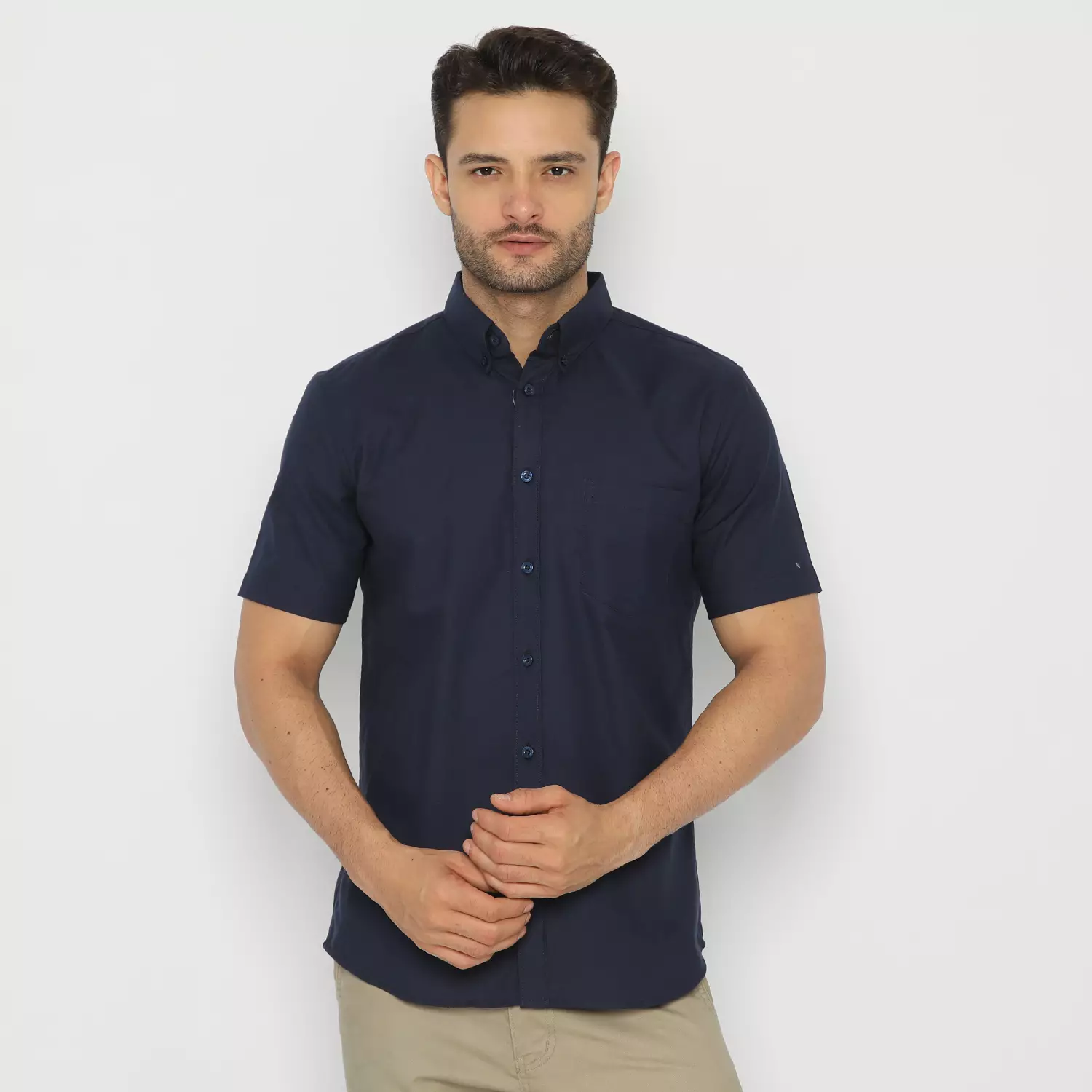 Platini Kemeja Pria Lengan Pendek Basic katun oxford Navy 63212