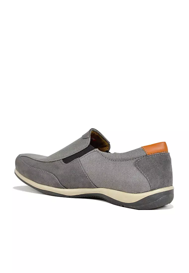 Sepatu Slip On Casual Pria Jonah