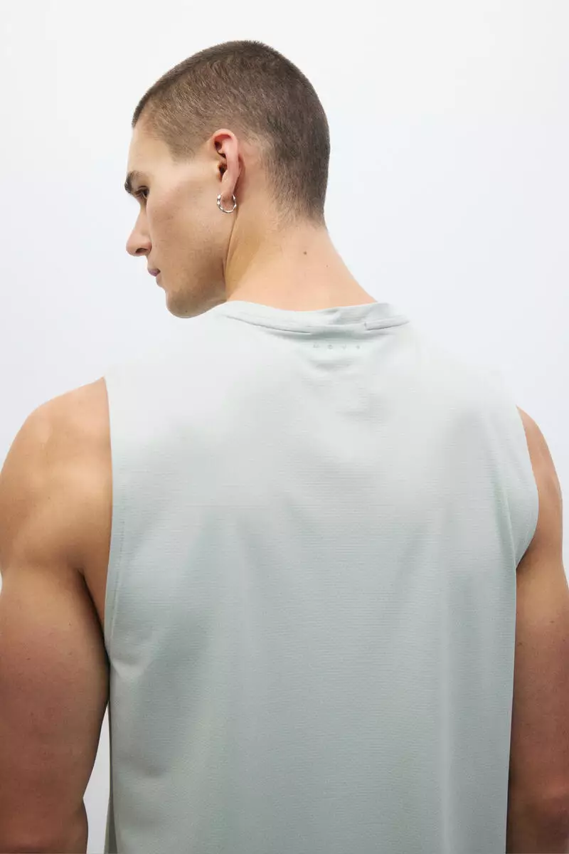 Regular Fit Sports vest top with DryMove™