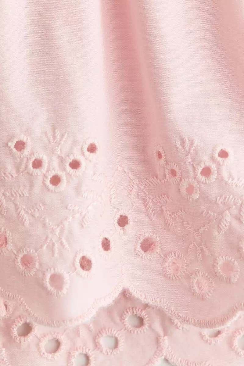 Broderie-anglaise shorts