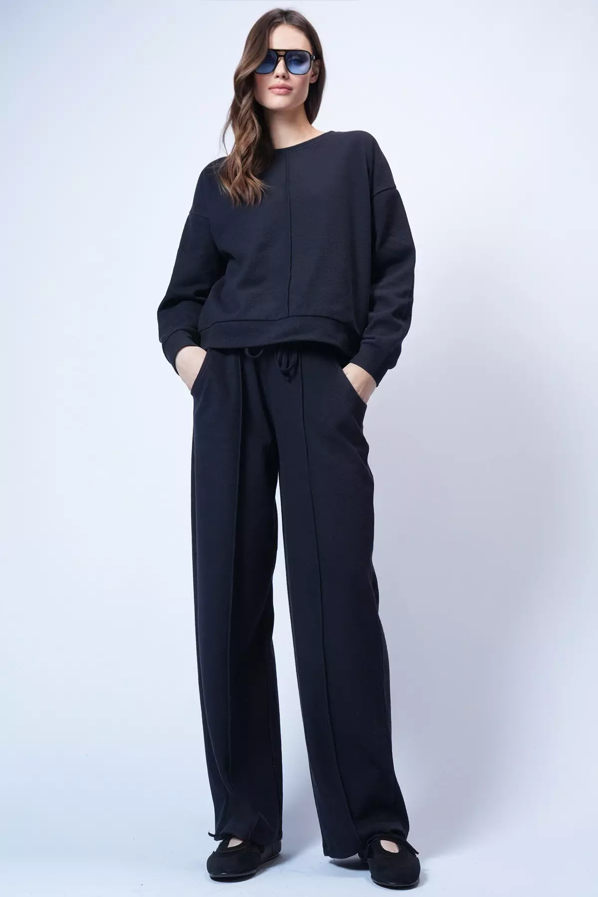 Women'S Navy Blue Crew Neck Ribbed Stitching Blouse And Double Pocket Green Trousers Set Alc-X14543
