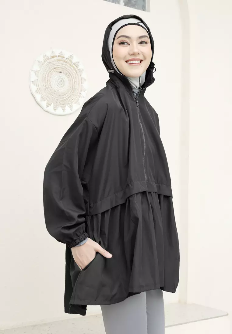 Zelena - Archie Sports Jacket | Jaket Olahraga Wanita Ruffle - Black