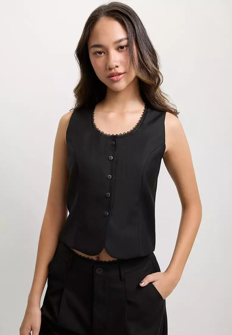Lace Trim Buttoned Vest - Black
