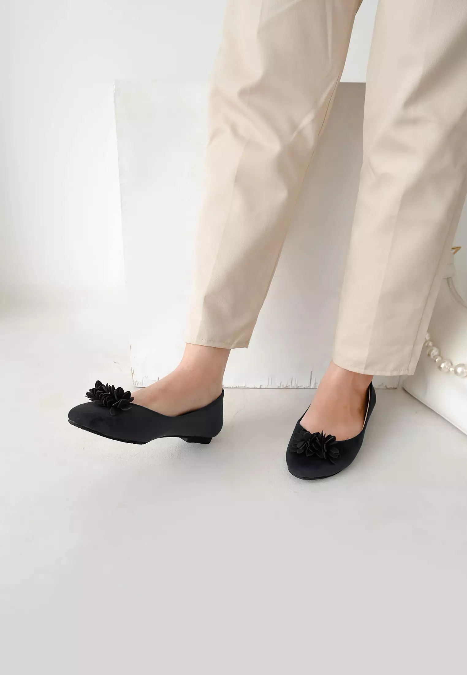 Dahlia Ballerina Flat Shoes with Flower